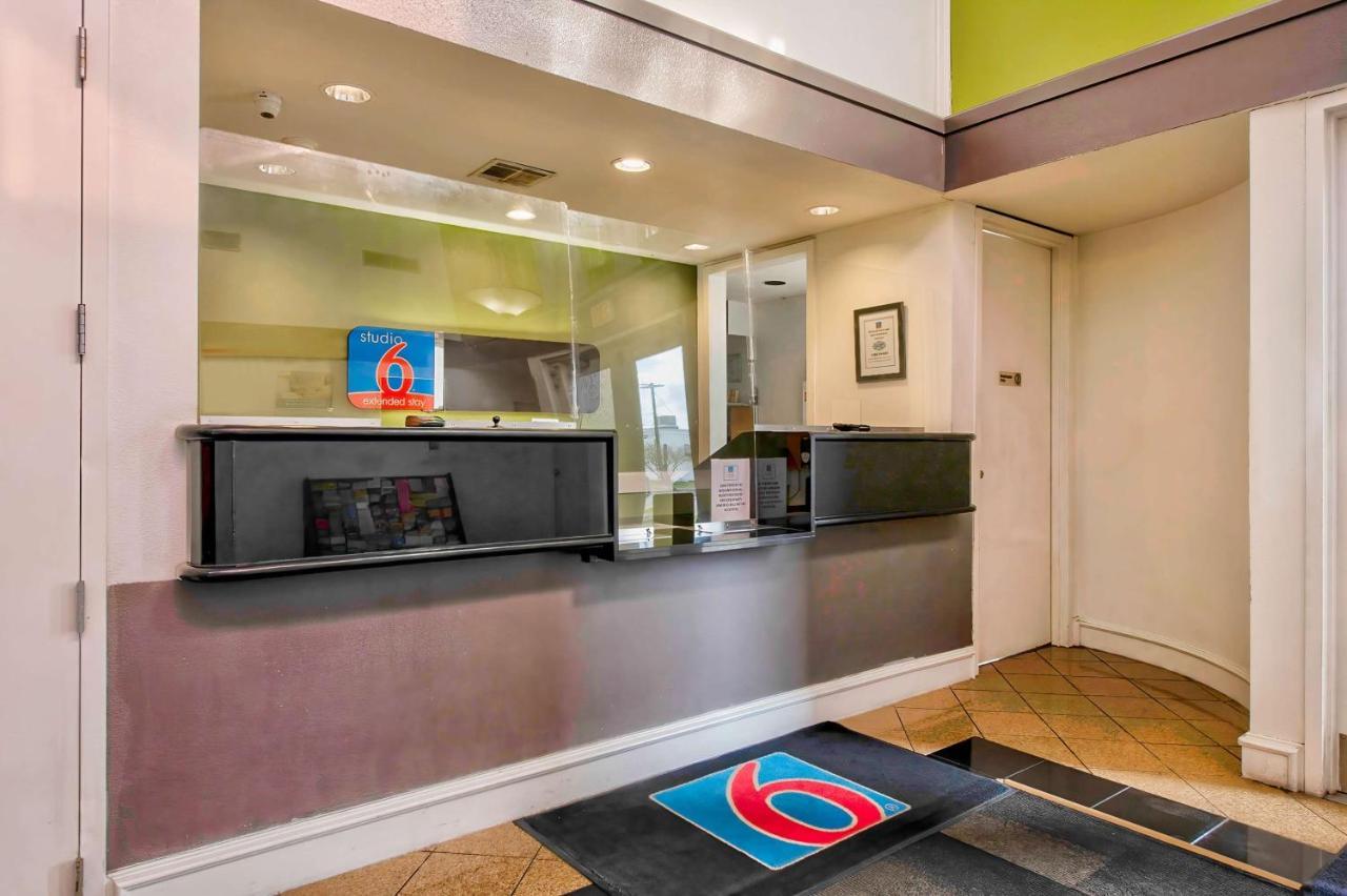 Studio 6-San Antonio, Tx - Airport エクステリア 写真