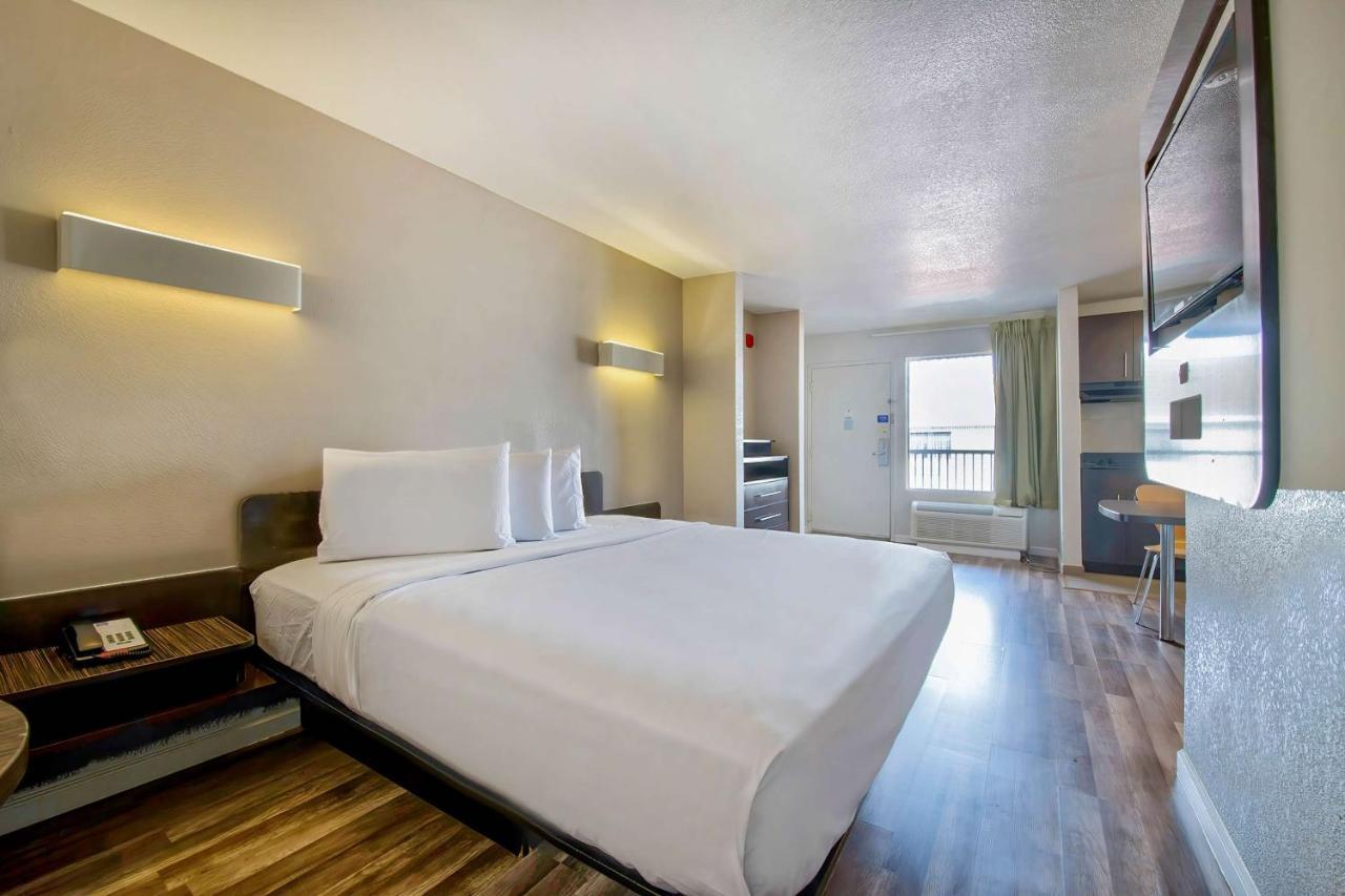 Studio 6-San Antonio, Tx - Airport エクステリア 写真